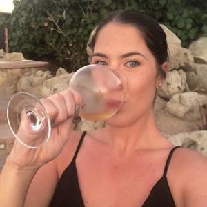 Meet your Posher, Alli